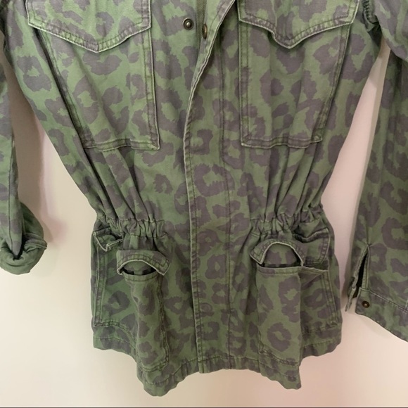 Urban Outfitters Green Leopard Print Military/Utility Style Jacket Size Small - Picture 6 of 10